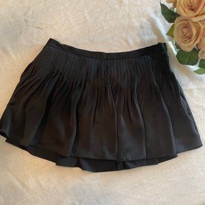 Elizabeth and James black skirt size 4